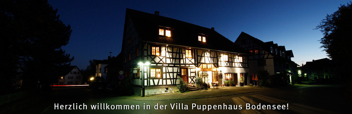 cafe zum puppenhaus